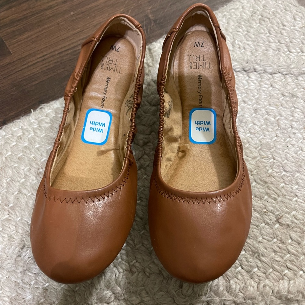 Time and Tru Brown Ballet Flats | Size 7W | Wide Width